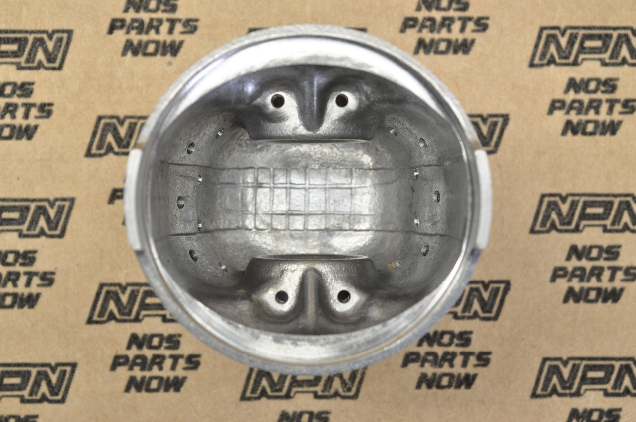 NOS Honda CB100 CL100 SL100 XL100 .75 Oversize Piston 13104-107-760