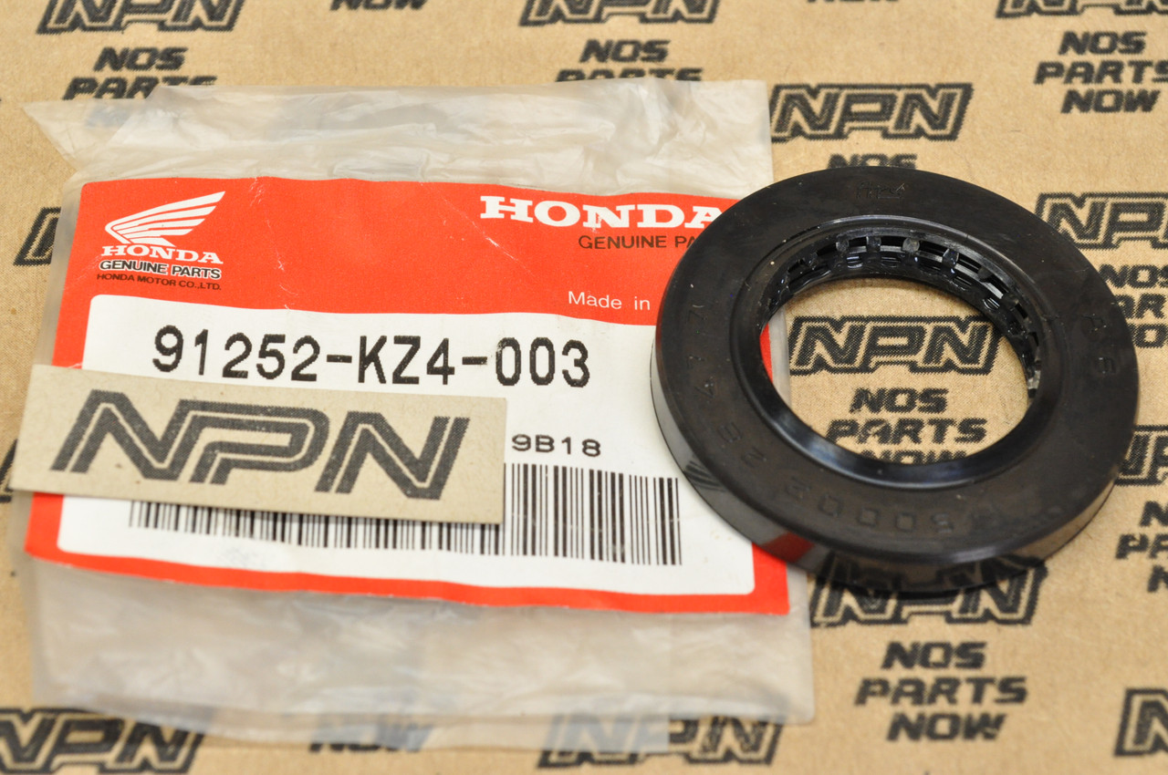 NOS Honda 1989 CR125 R CR250 R CR500 R Rear Wheel Axle Dust Seal 91252-KZ4-003