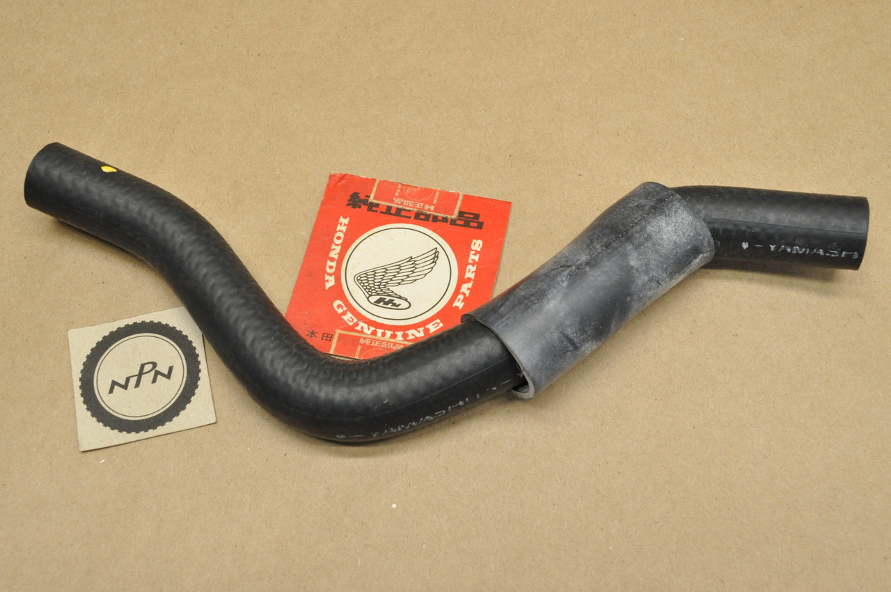 NOS Honda 1985-88 CR500 R Radiator Water Tube Hose B 19062-KA5-840