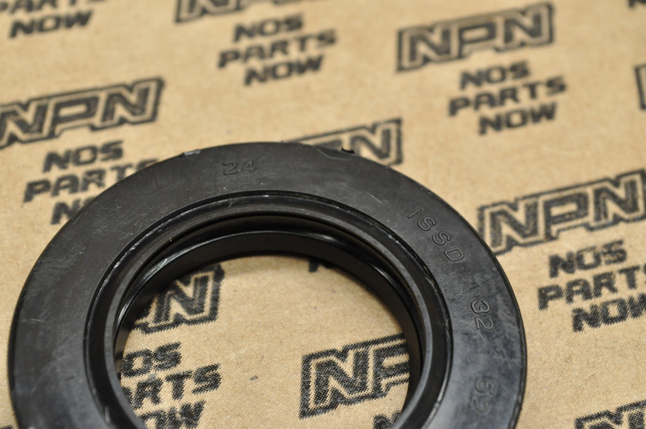 NOS Honda CA72 CA77 CL77 CL72 NDK Wheel Drive Flange Dust Seal 91253-250-000