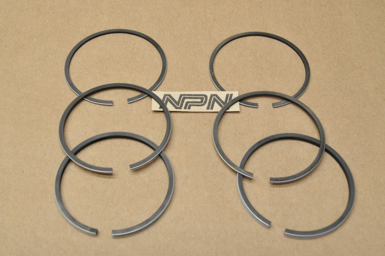 NOS Honda CA175 CL175 K0 Piston .75 Oversize Rings for 2 Pistons 13042-235-000