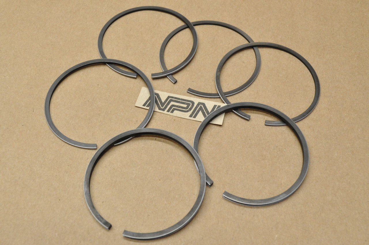 NOS Honda CA175 CL175 K0 Piston .75 Oversize Rings for 2 Pistons 13042-235-000