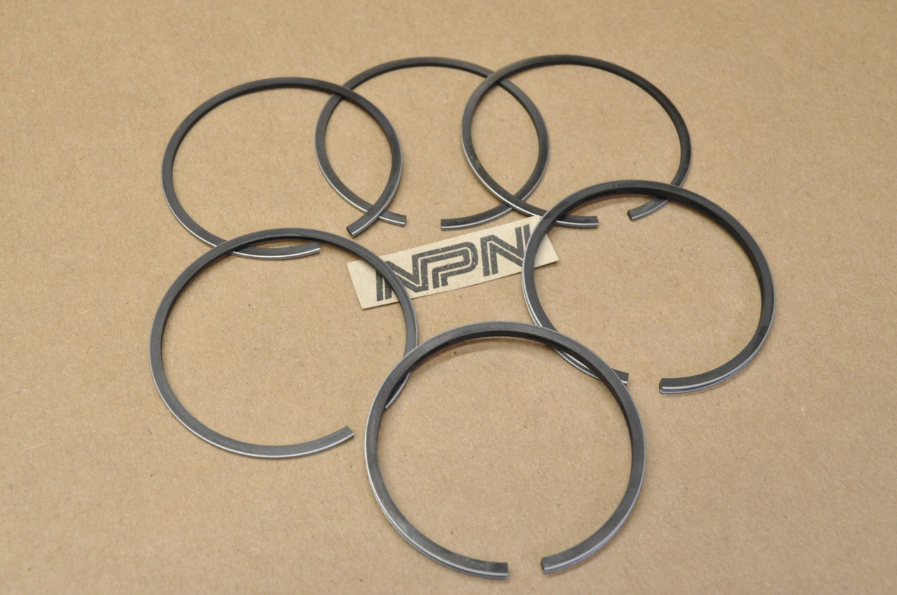 NOS Honda CA175 CL175 K0 Piston .75 Oversize Rings for 2 Pistons 13042-235-000