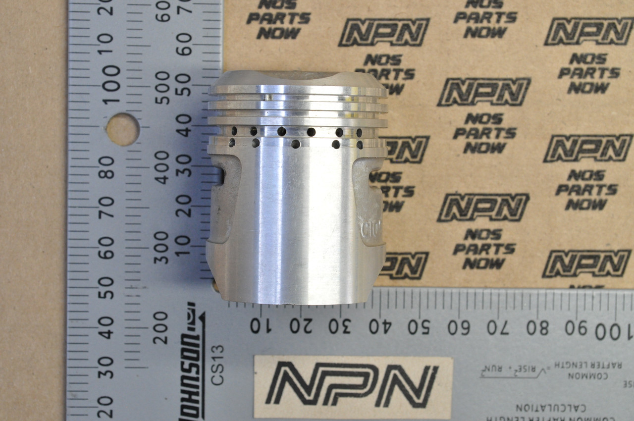 NOS Honda C105 T CA105 T Piston 1.00 Oversize 13105-002-000