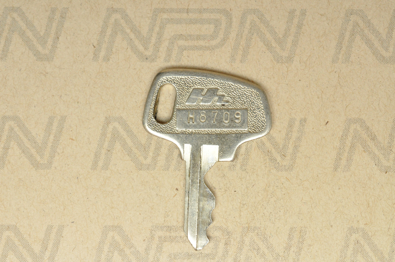 NOS Honda OEM Ignition Switch & Lock Key Double Groove H8709