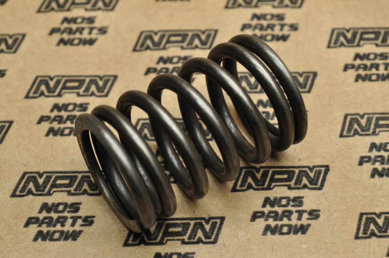 NOS Honda CA72 CA77 Outer Valve Spring 14751-259-010