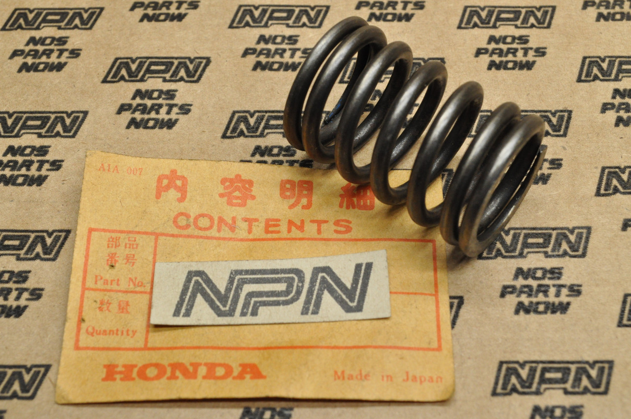 NOS Honda CA72 CA77 Outer Valve Spring 14751-259-010