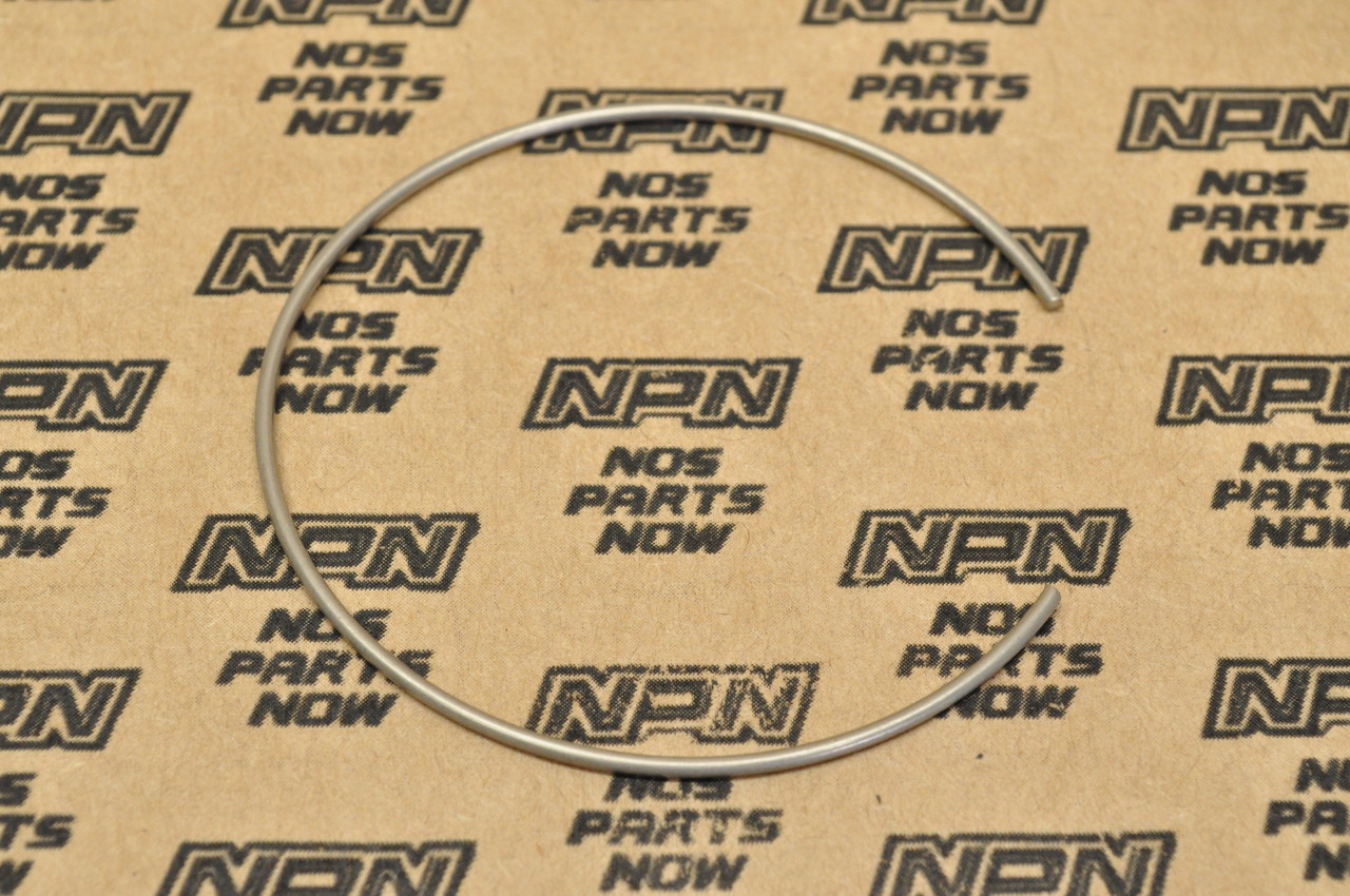 NOS Honda TRX250 Recon TRX250EX Sportrax Swingarm Bearing Clip 90601-HM8-000