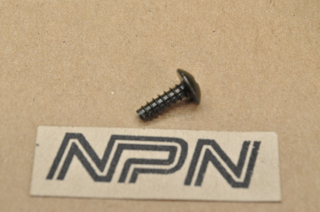 NOS Honda CBR600 CH250 CN250 GL1500 GL1800 Gold Wing VT750 Screw 93903-24380