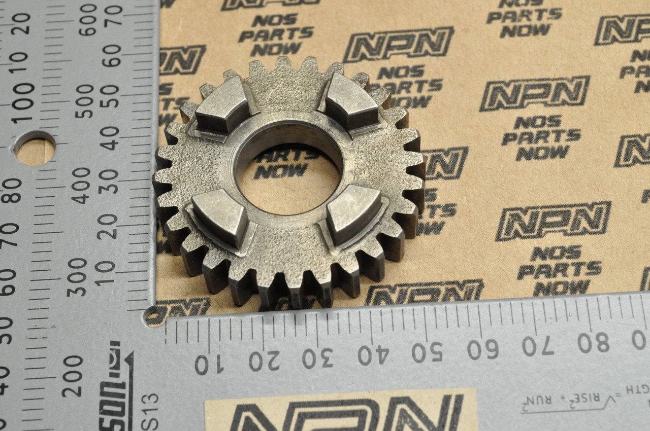 NOS Honda SL100 SL125 XL100 XL125 XL185 Shaft 3rd Third Gear 23471-331-670