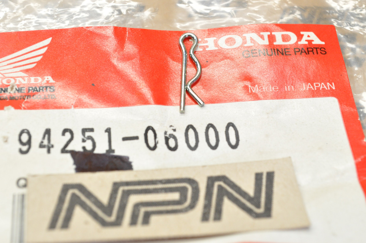 NOS Honda ATC125 CB750 CL350 CR250 MT250 SL350 VF750 XL350 Pin 94251-06000
