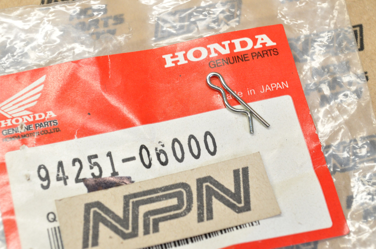 NOS Honda ATC125 CB750 CL350 CR250 MT250 SL350 VF750 XL350 Pin 94251-06000