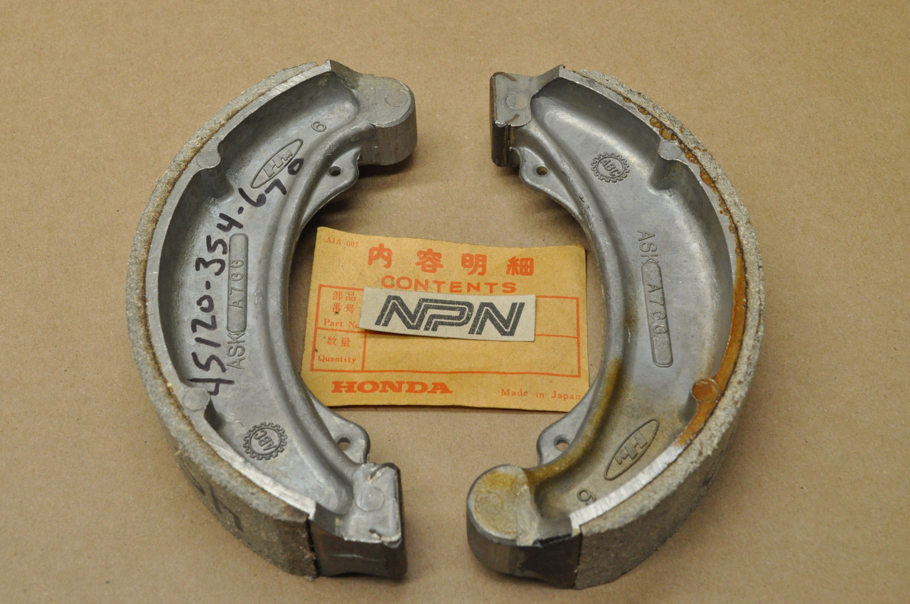 NOS Honda CA175 CB175 CL175 CL200 SL350 Front Brake Shoe Pad Set 45120-354-670