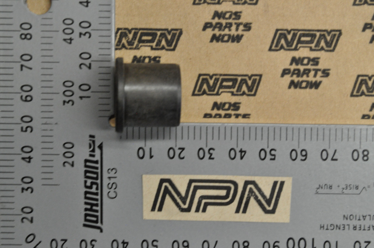 NOS Honda 1986 TRX250 R Fourtrax Front Arm Pivot Thrust Bushing 51391-HB9-000