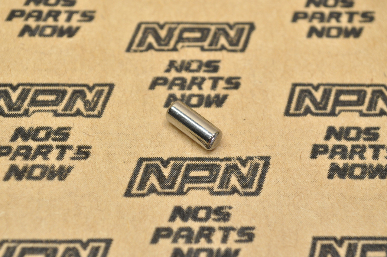 NOS Honda ATC200 CB72 CB450 CL175 GB500 TRX200 XL200 XR200 Roller 96220-40100