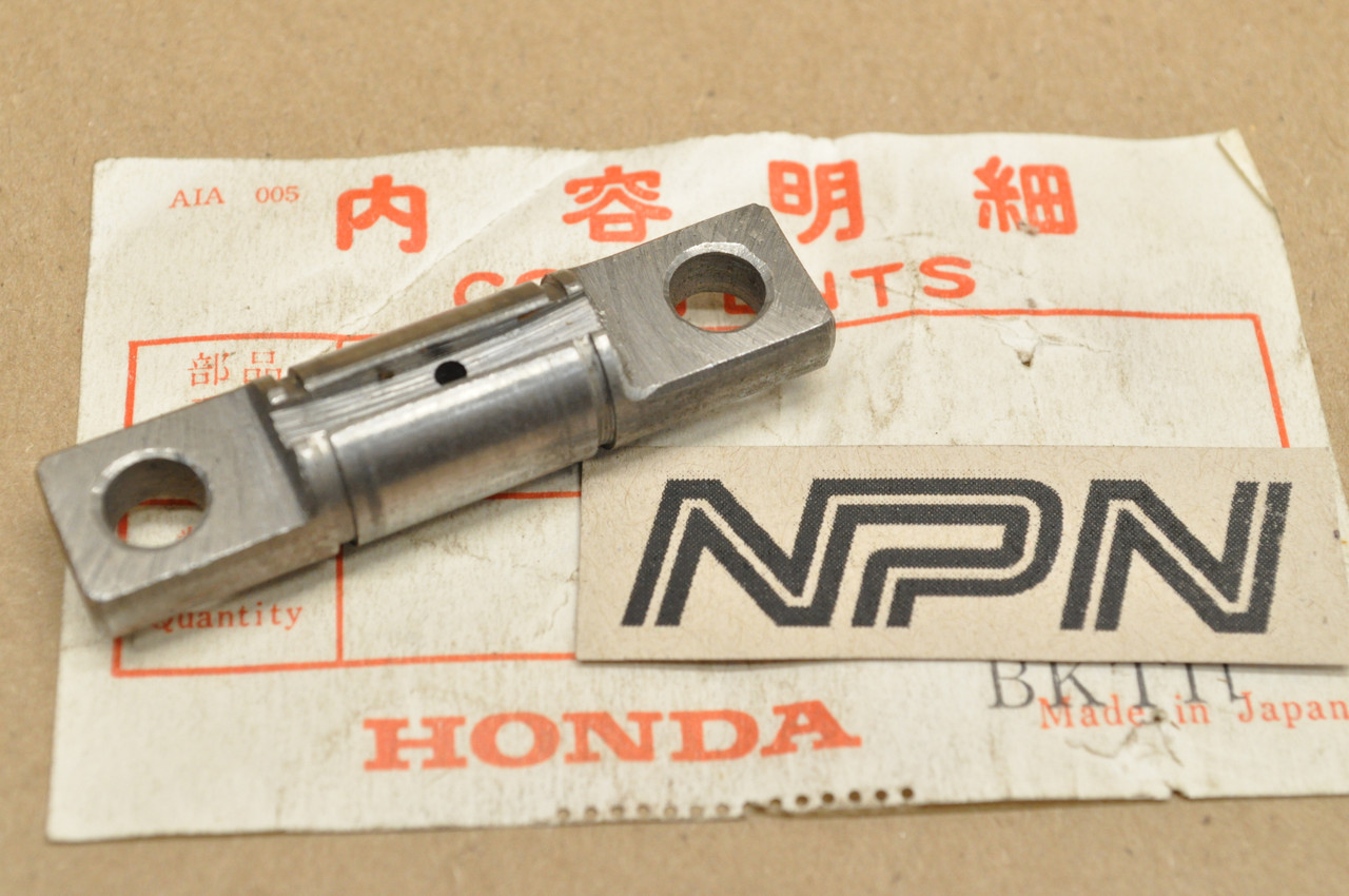 NOS Honda CA175 CB160 CB175 CL160 CL175 SL175 Guide Roller Pin 14503-216-000
