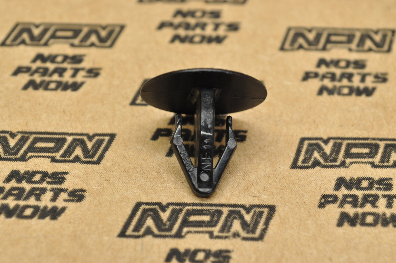 NOS Honda TRX250 TRX300 TRX90 VFR750 Cover Clip 90685-SA5-003