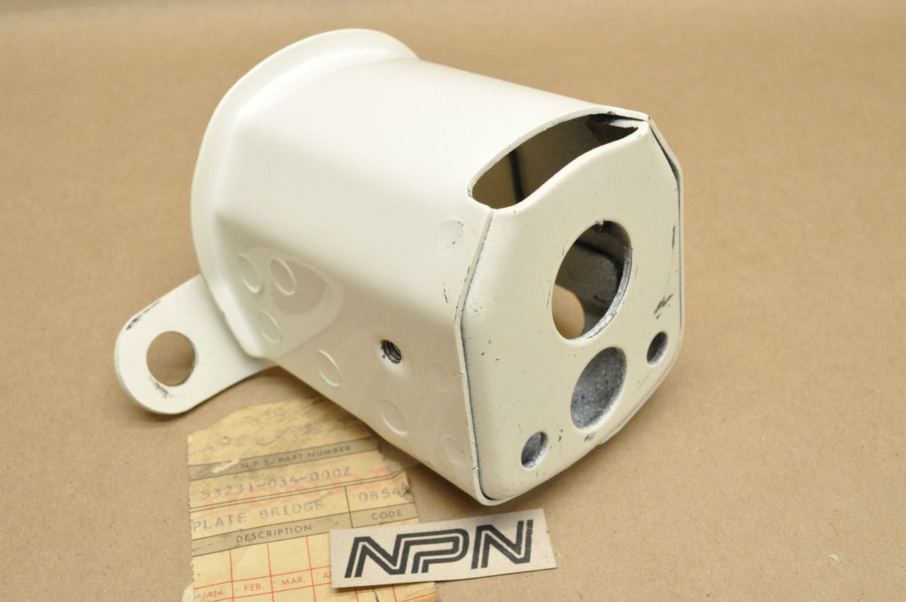 NOS Honda C100 C102 C105 T CM91 White Fork Top Bridge Plate 53231-034-000 Z