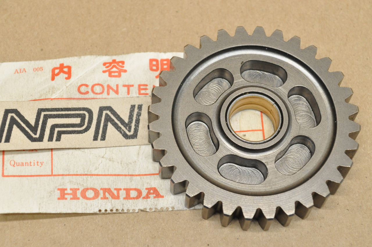 NOS Honda 1984-85 ATC125 1985-86 TRX125 Countershaft Low Gear 32T 23421-968-000