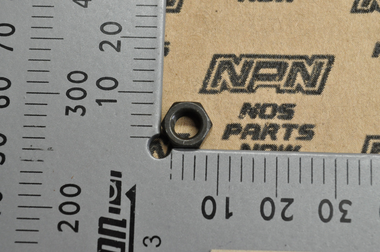 NOS Honda CR125 R CR250 R CR80 R Exhaust Manifold Lock Nut 90201-KA3-740