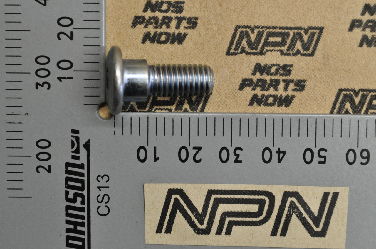 NOS Honda CR125 R CR250 R XR250 R XR400 R Frame Bolt 90118-KZ3-860