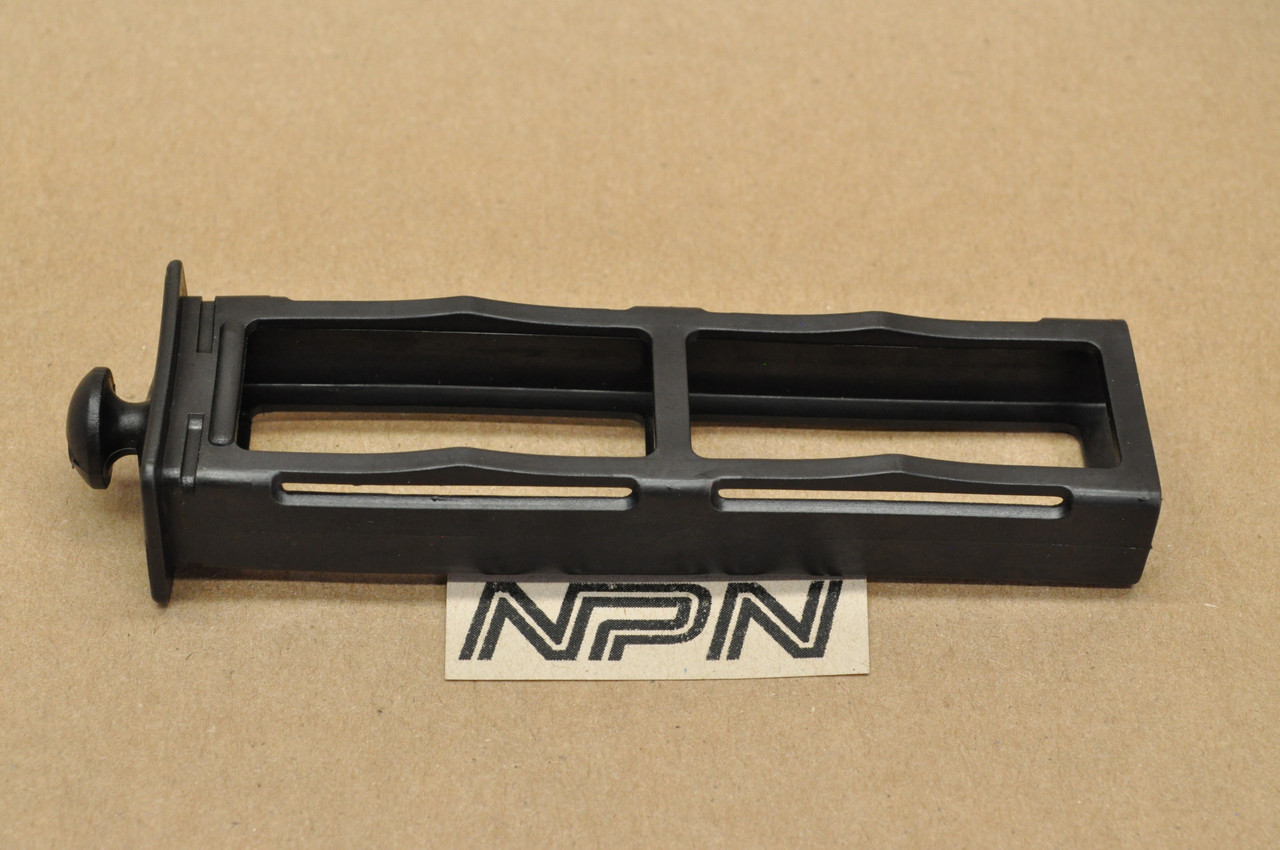 NOS Honda 1978-79 PA50I 1978-83 PA50 II Air Filter Element Housing 17204-148-000