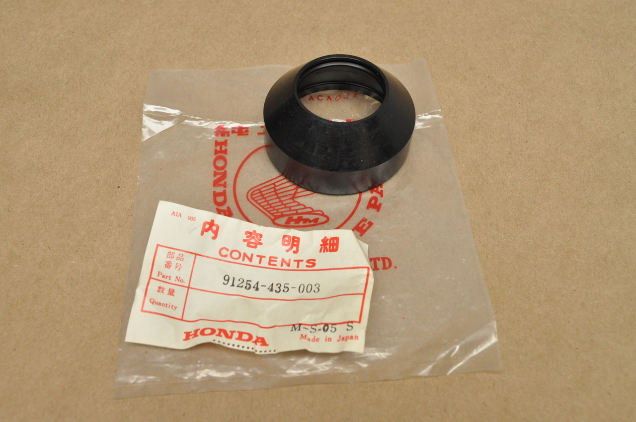 NOS Honda CR125 M CR250 M MR250 MT250 SL350 XL250 XL350 XL500 Front Fork Dust Seal 91254-435-003