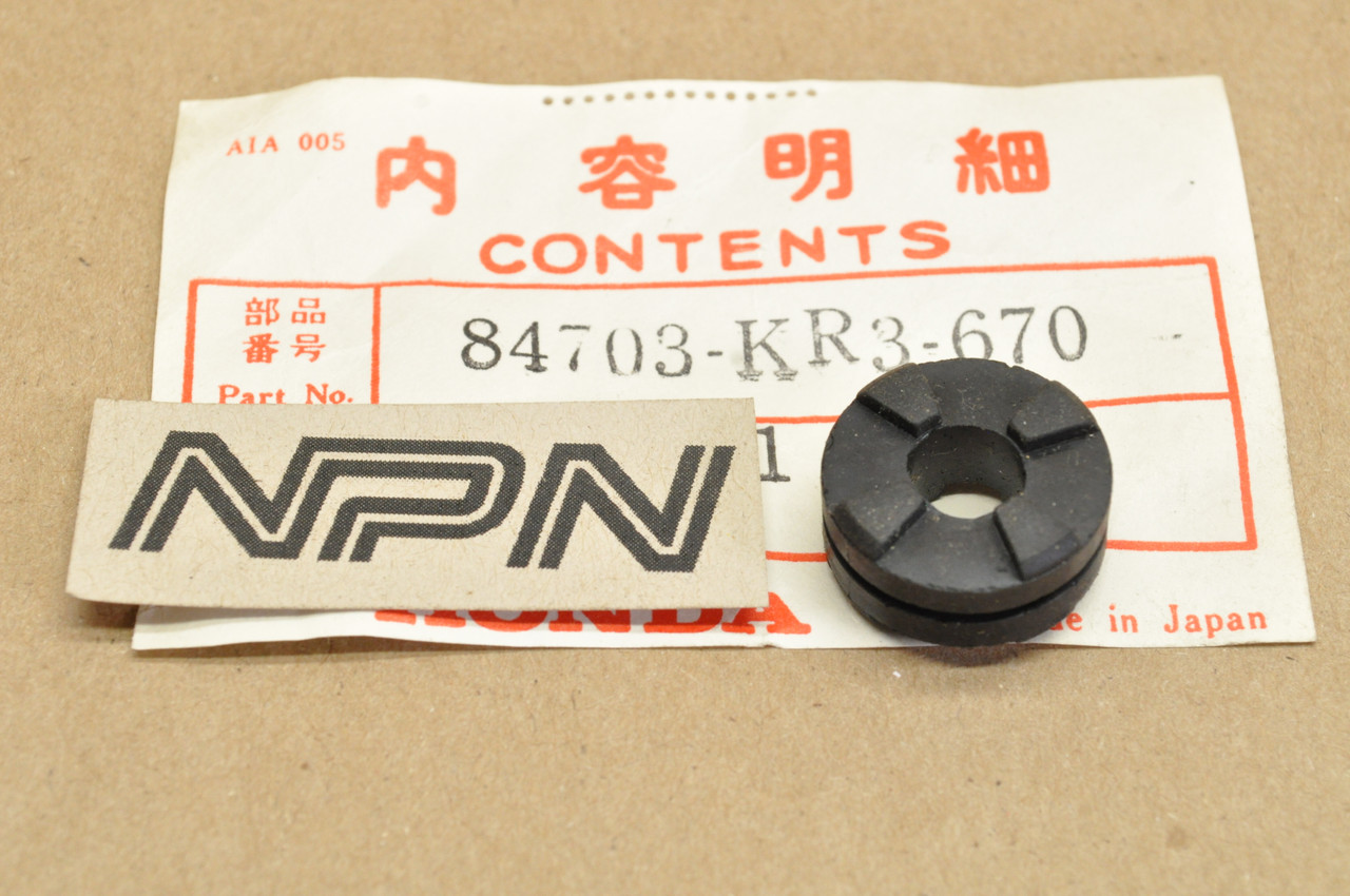 NOS Honda CMX250 C CMX450 C Rebel Tail Light Mount Rubber 84703-KR3-670