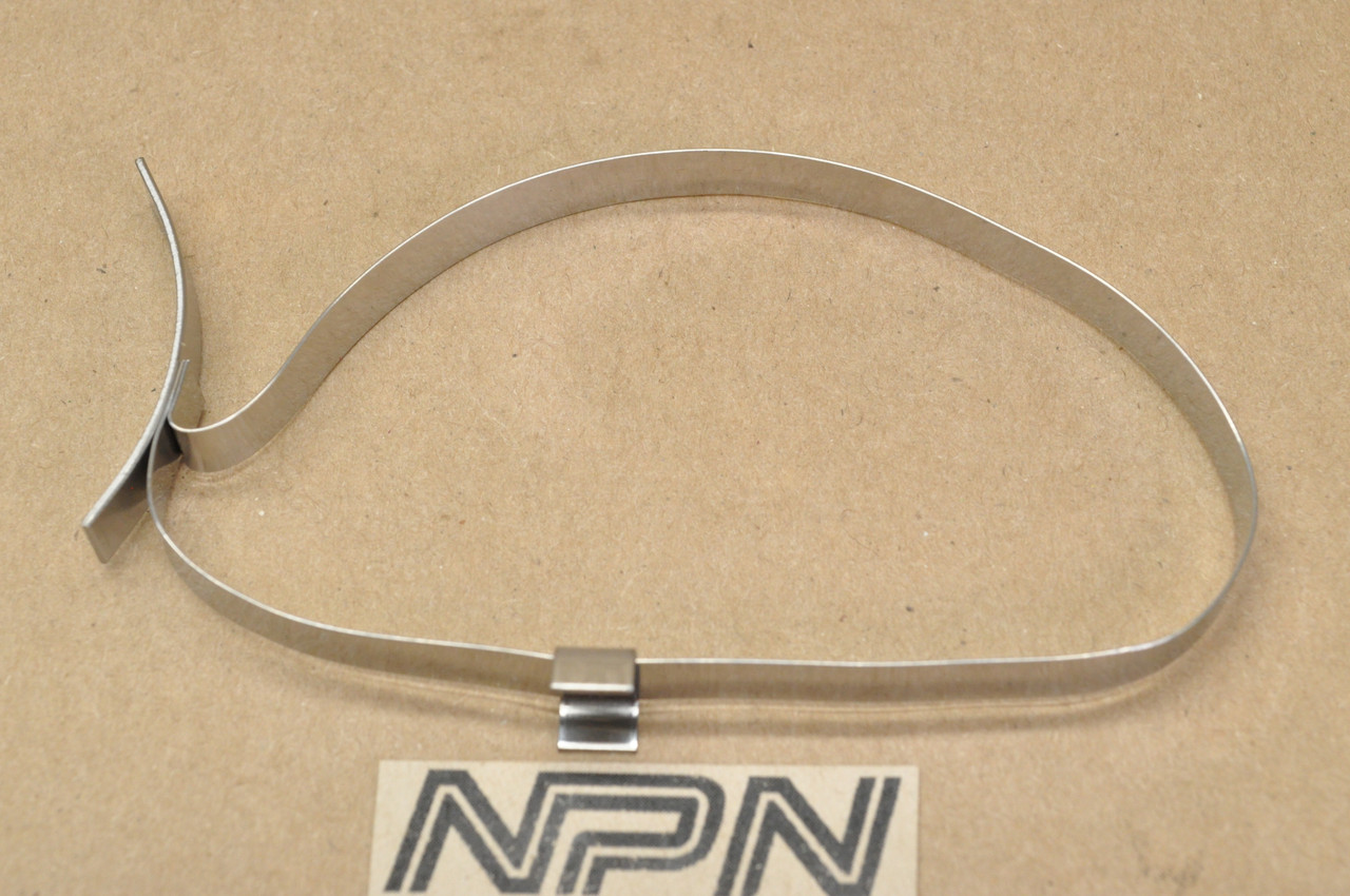 NOS Honda 1988-2000 TRX300 FW Fourtrax Boot Clamp Band "B" 42205-HC5-003