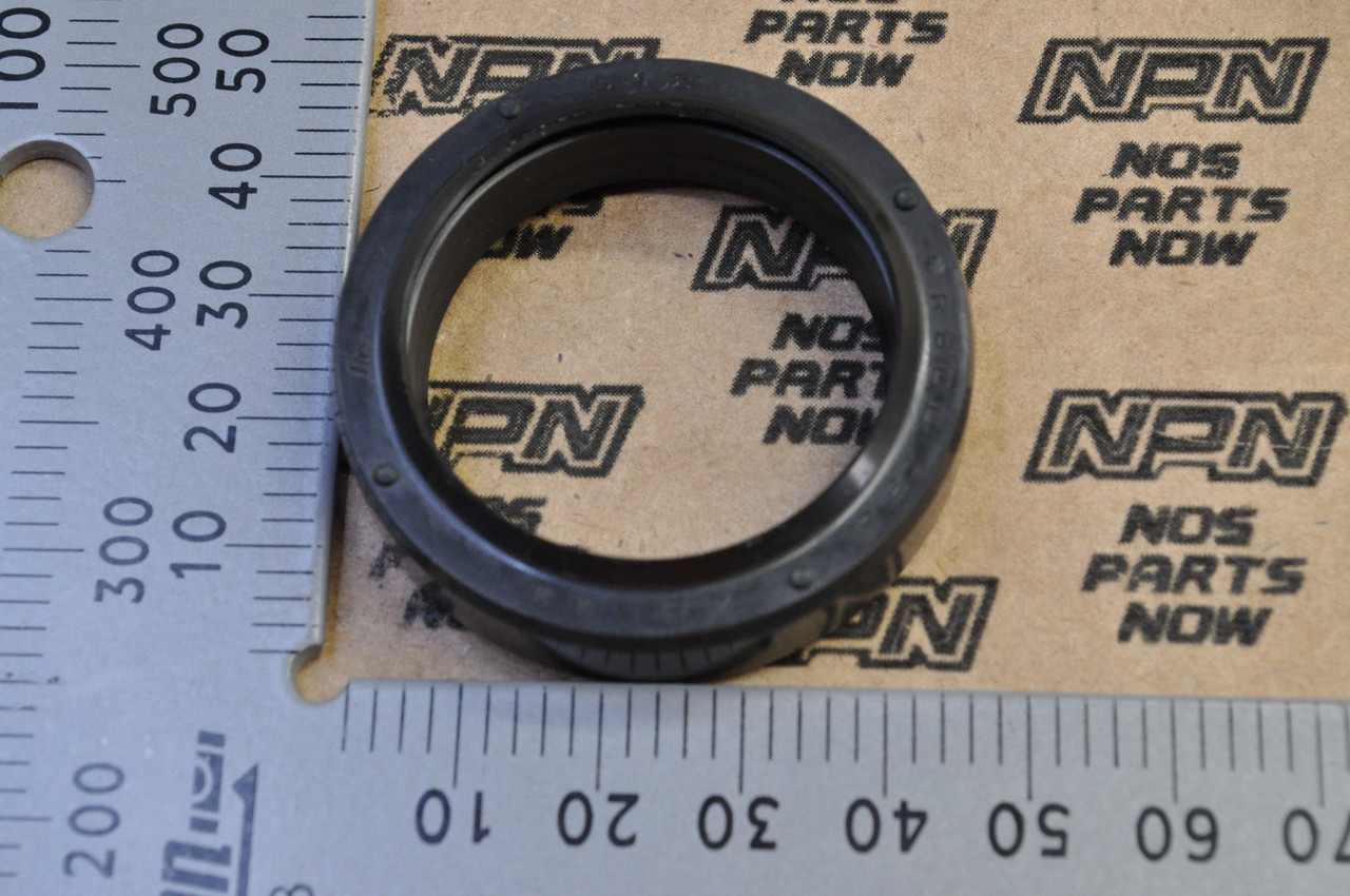 NOS Honda CB450 K3 CB750 K0 CL450 K0-K4 Front Fork Oil Seal 91255-300-013