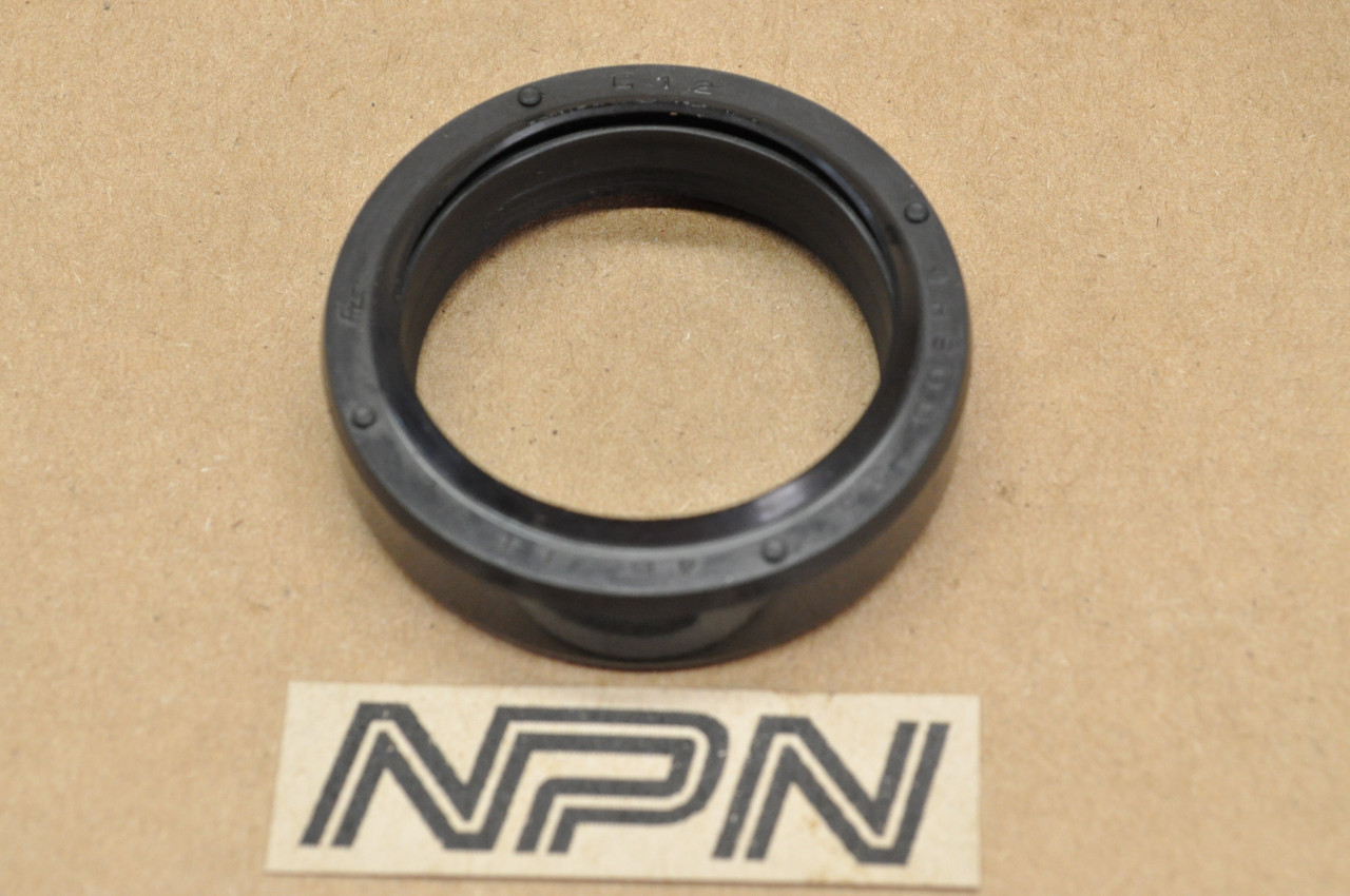 NOS Honda CB450 K3 CB750 K0 CL450 K0-K4 Front Fork Oil Seal 91255-300-013