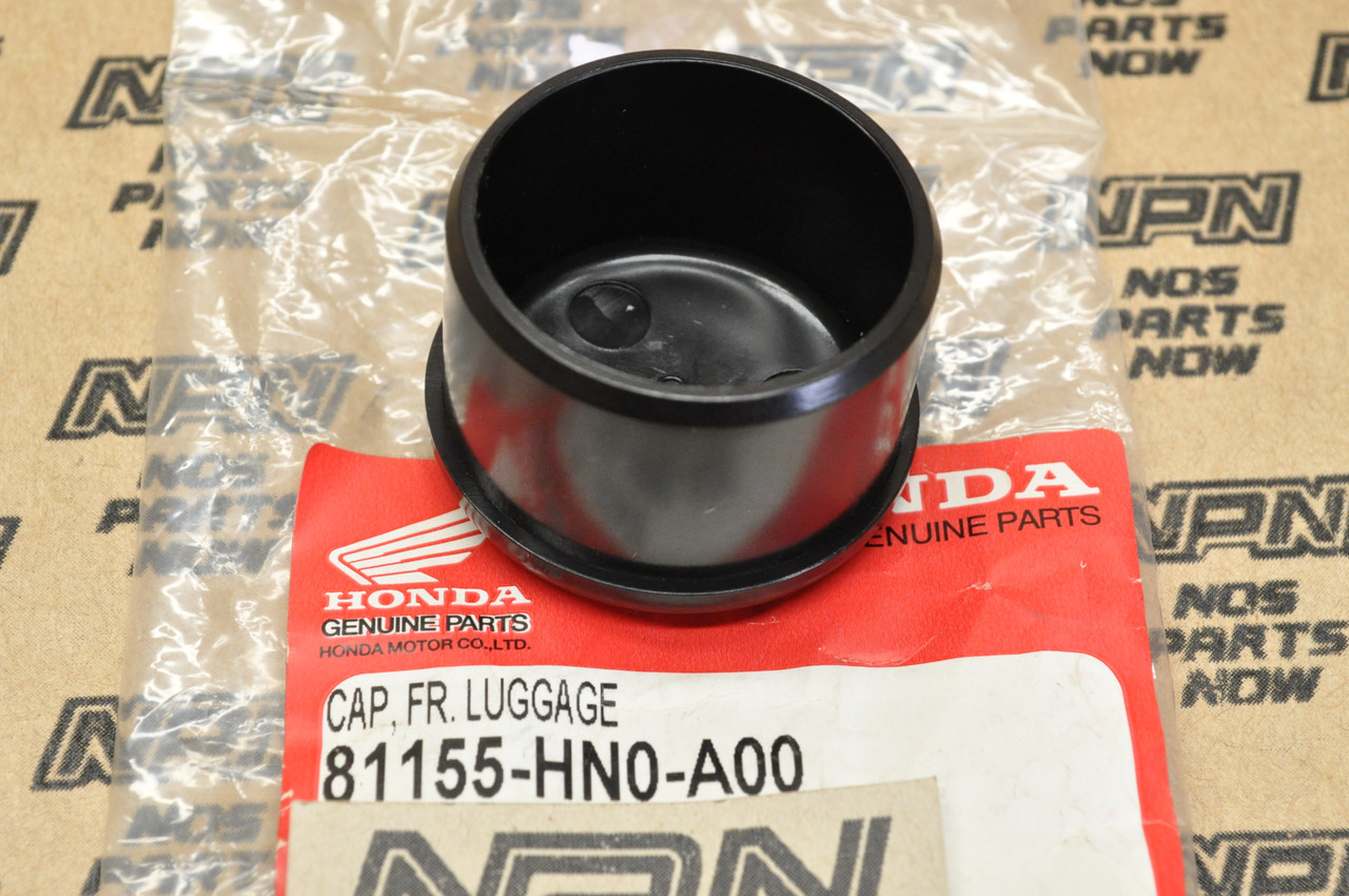 NOS Honda TRX450 Fourtrax Foreman Front Bumper Carrier Pipe Cap 81155-HN0-A00