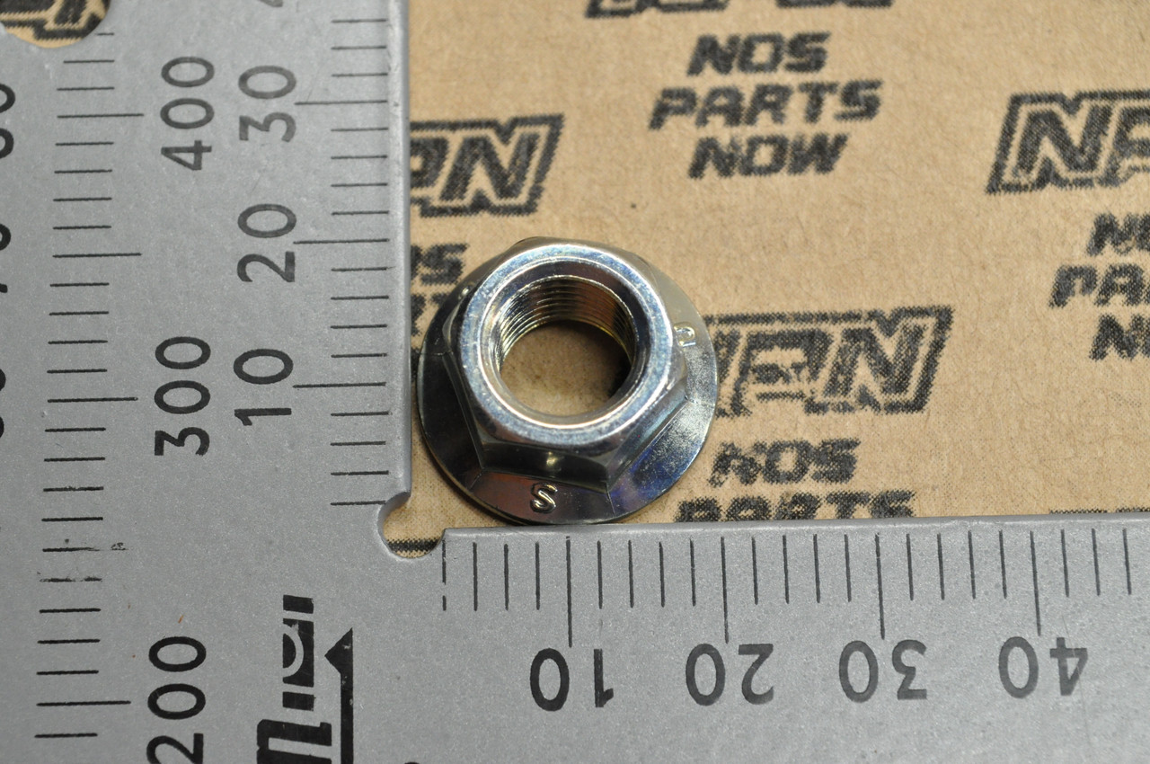 NOS Honda ATC350 CB900 CMX450 CR80 MB5 XL250 XL500 XR250 XR500 Nut 90308-382-670