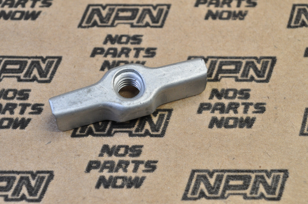 NOS Honda CB550 F GL1000 Gold Wing Air Cleaner Lid Cover Wing Nut 90203-PB2-000