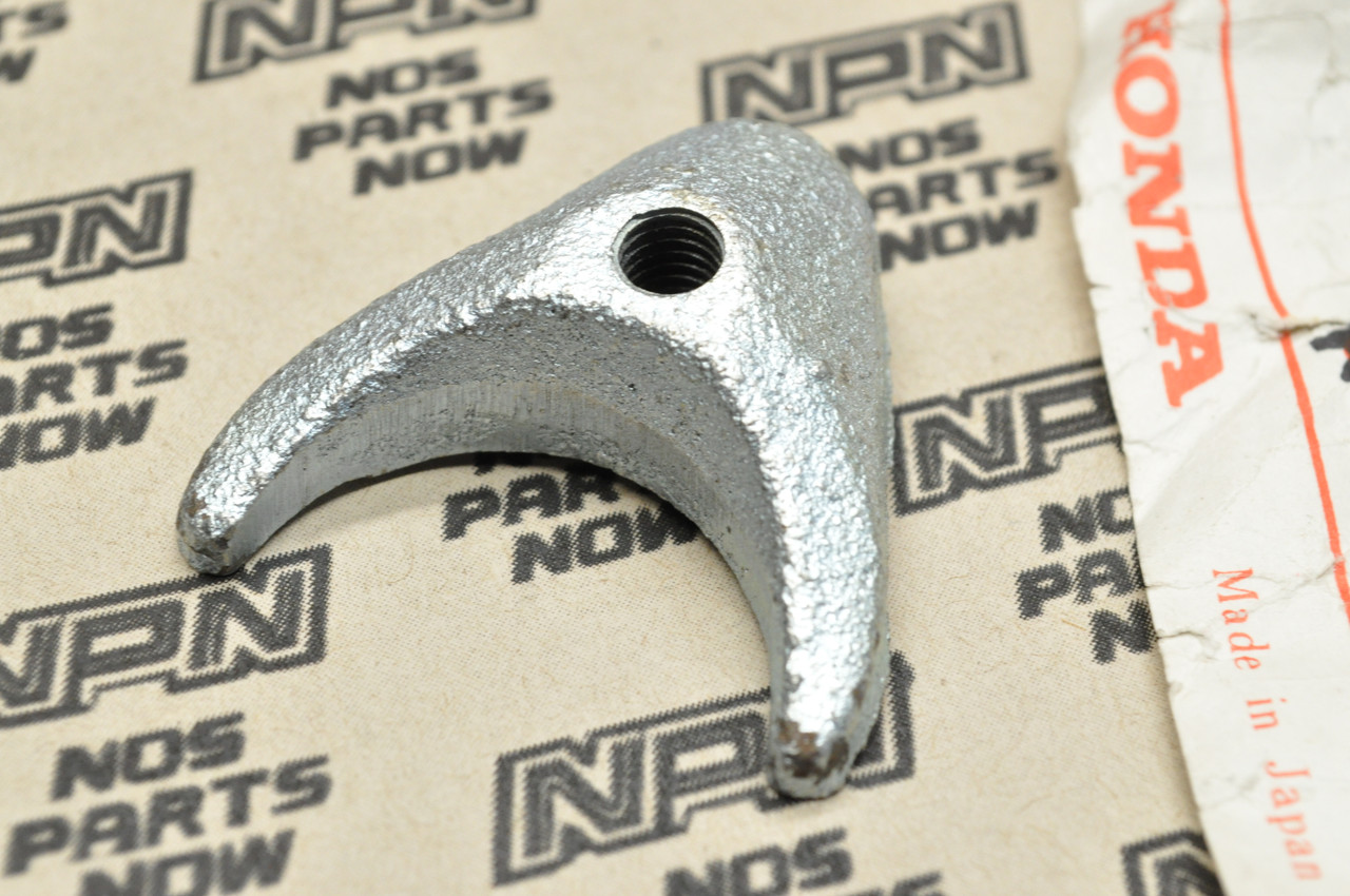 NOS Honda CB450 CB72 CB77 CL450 CL72 CL77 Clutch Adjuster Piece 22844-323-000