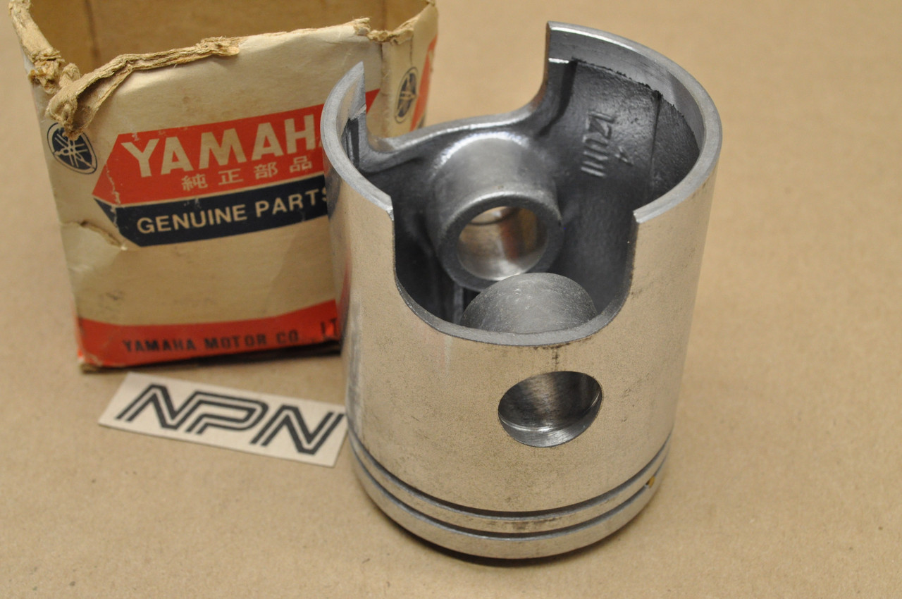 ヤマハ　YM1　純正エアクリーナーボックス