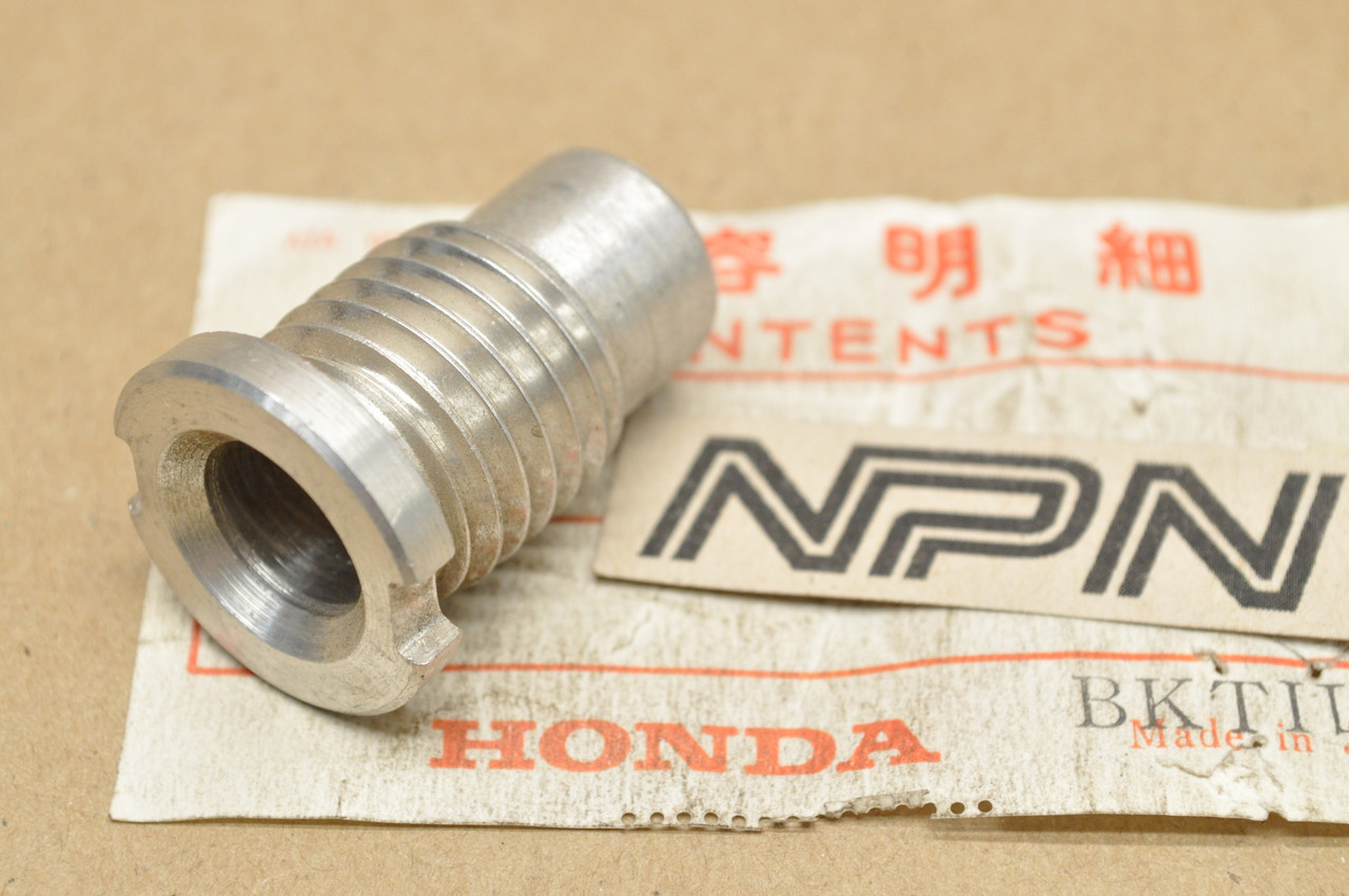NOS Honda C100 CA100 Breather Bolt 15791-001-305