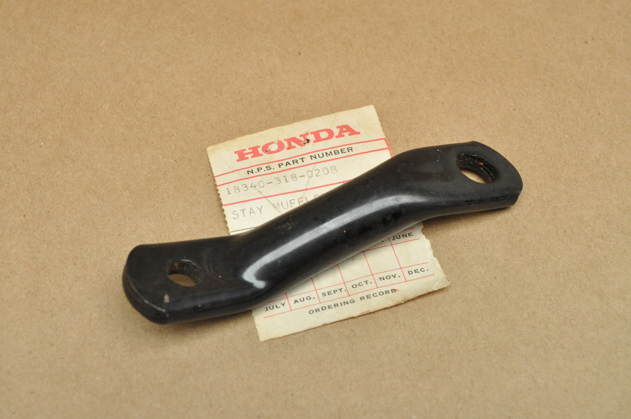 NOS Honda CL350 K3-K5 Rear Exhaust Muffler Mount Stay Bracket 18340-318-020 B