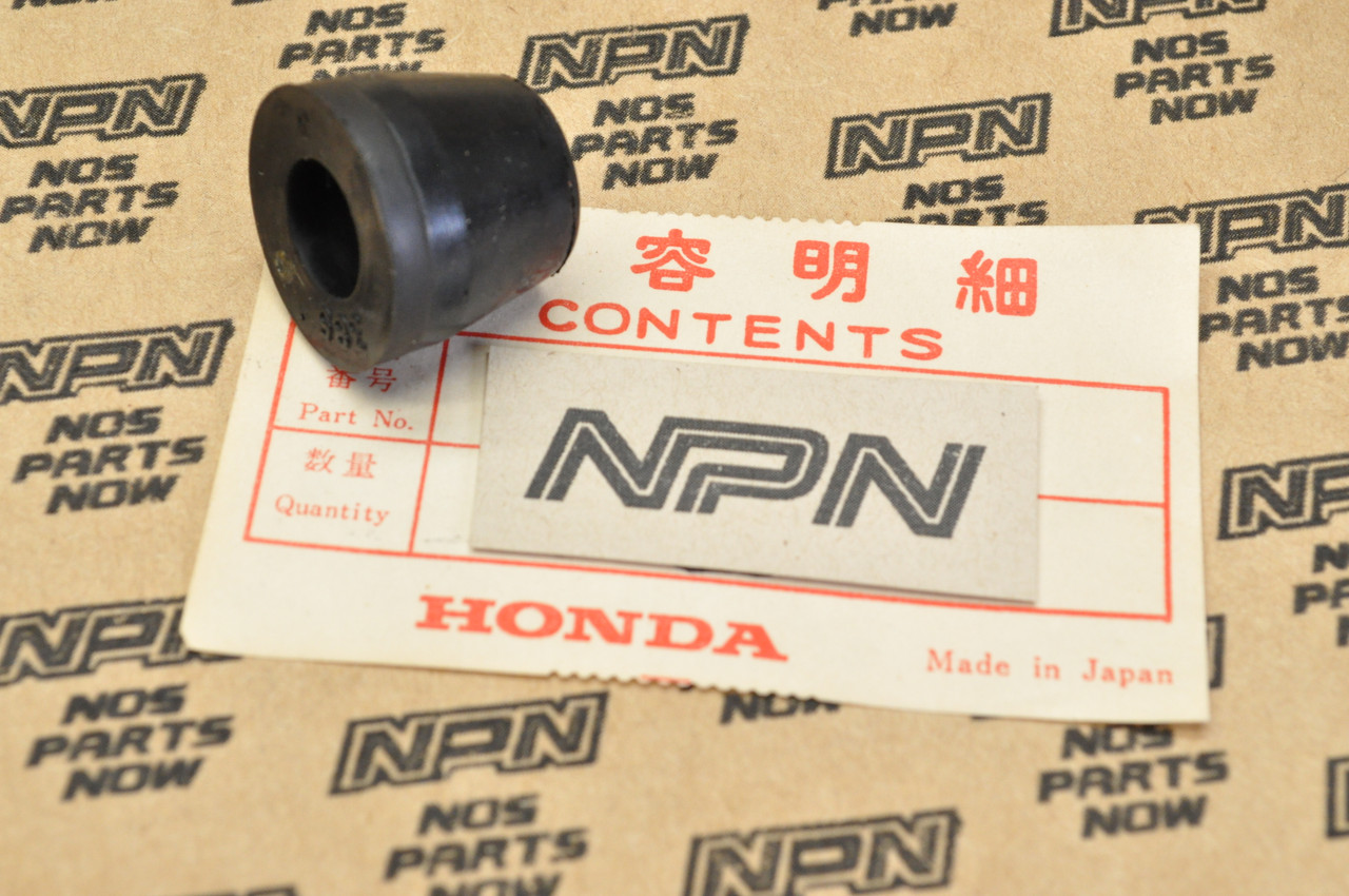 NOS Honda CB450 K0-K2 CL450 K0-K2 Handlebar Rubber Cushion 53133-283-010