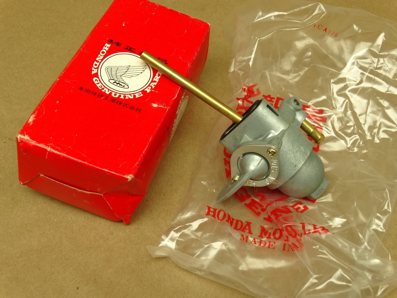 NOS Honda CB500 CB550 CB750 Gas Tank Petcock Fuel Cock 16950-300