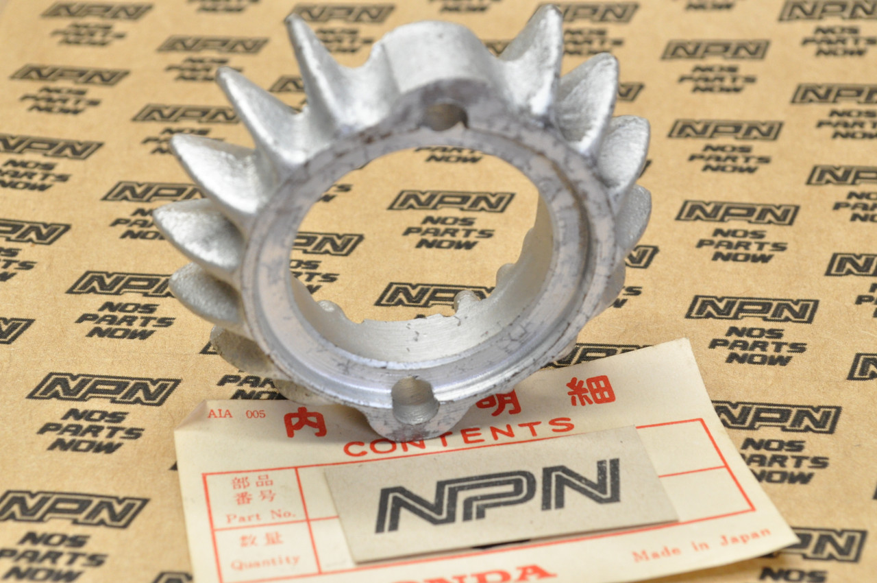 NOS Honda CB160 CL160 Muffler Exhaust Pipe Joint Collar Flange 18231-223-000