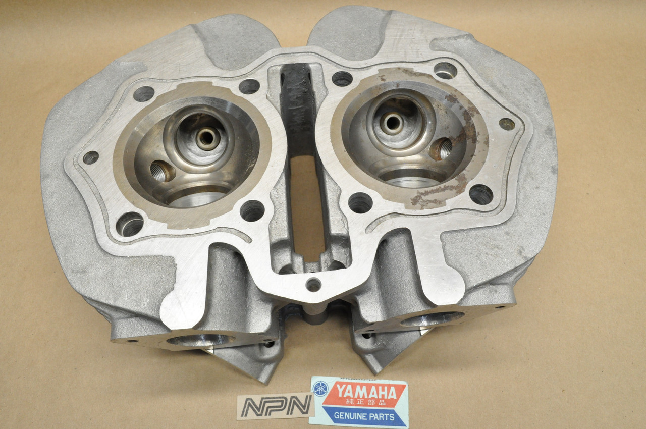 XS650 エンジンカバー 306-15411 ヤマハ 純正 バイク 部品