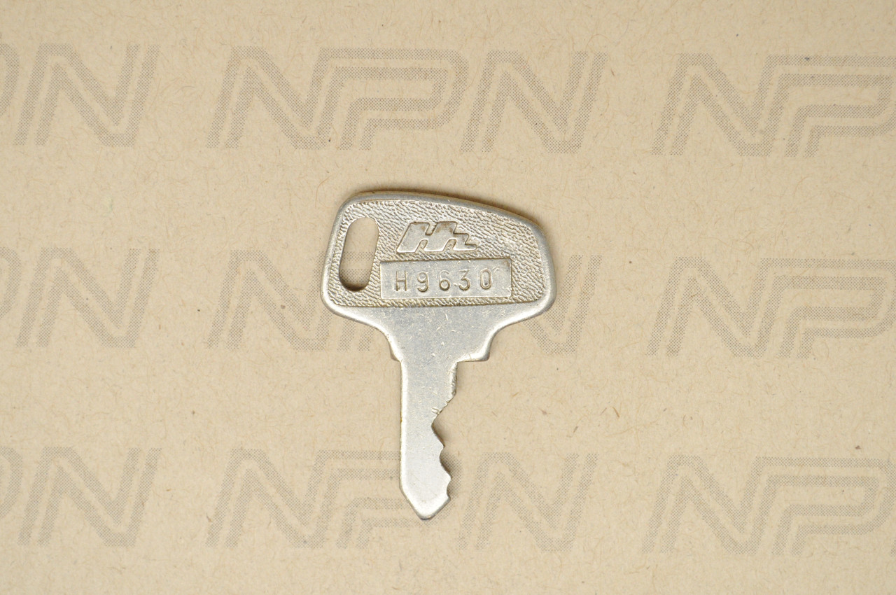 NOS Honda OEM Ignition Switch & Lock Key Double Groove Back H9630