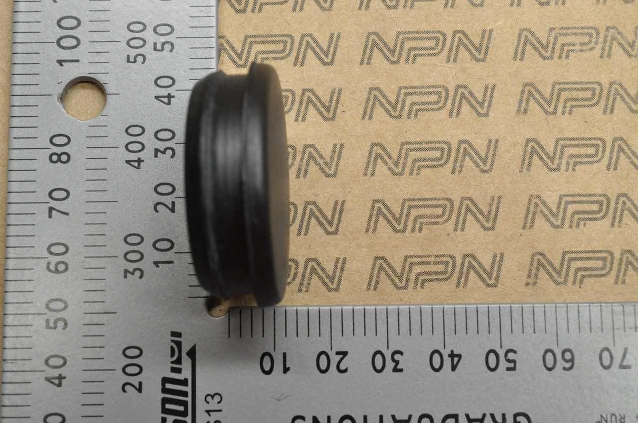 NOS Honda ATC110 ATC70 TRX70 Chain Cover Adjustment Hole Cap 11391-351-000