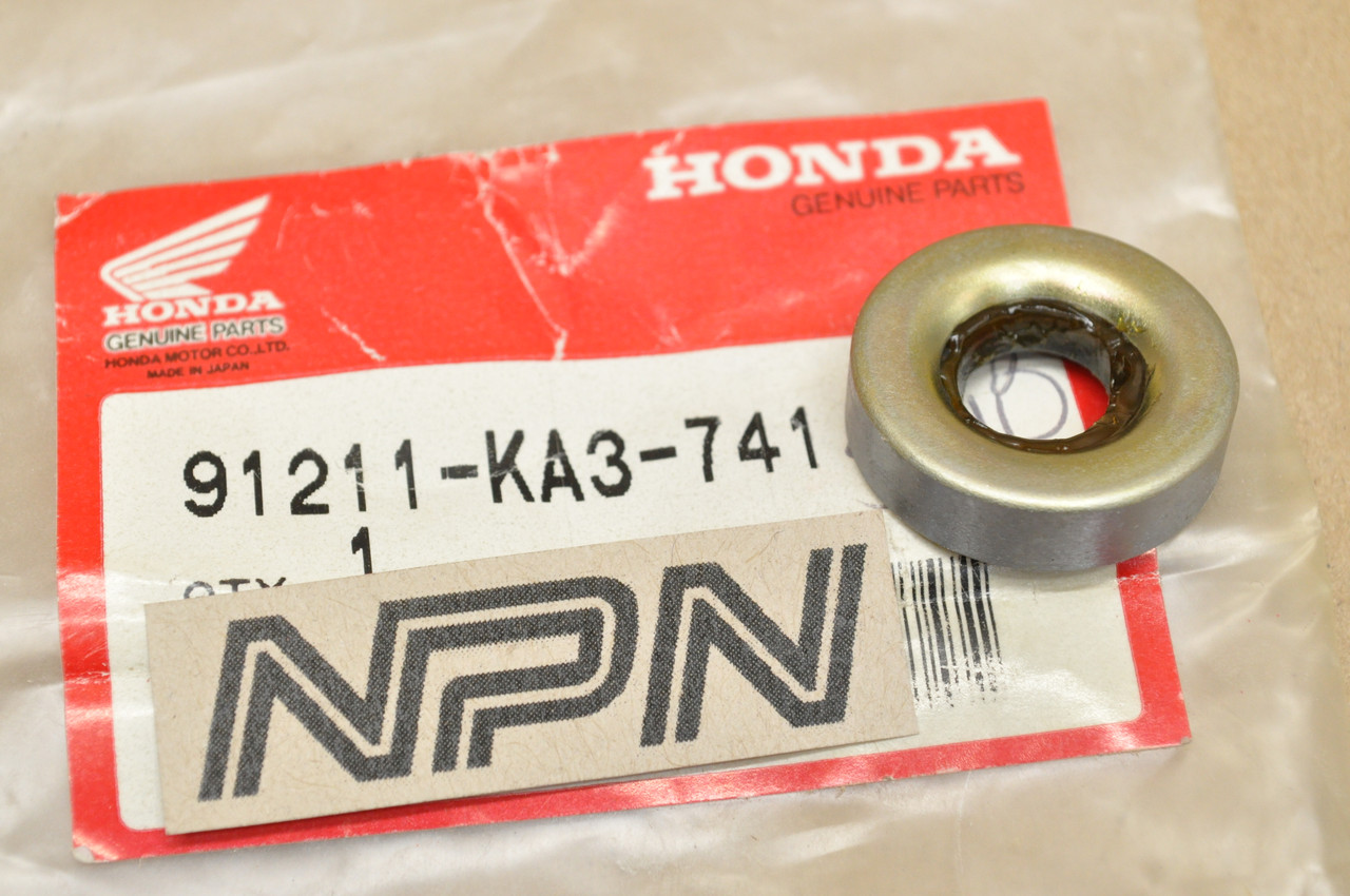 NOS Honda CR125 R CR250 R CR500 R CR80 R Water Pump Seal 91211-KA3-741