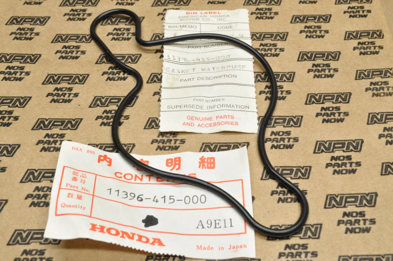 NOS Honda CX500 CX650 GL500 GL650 Water Pump Base Gasket 11396-415-000