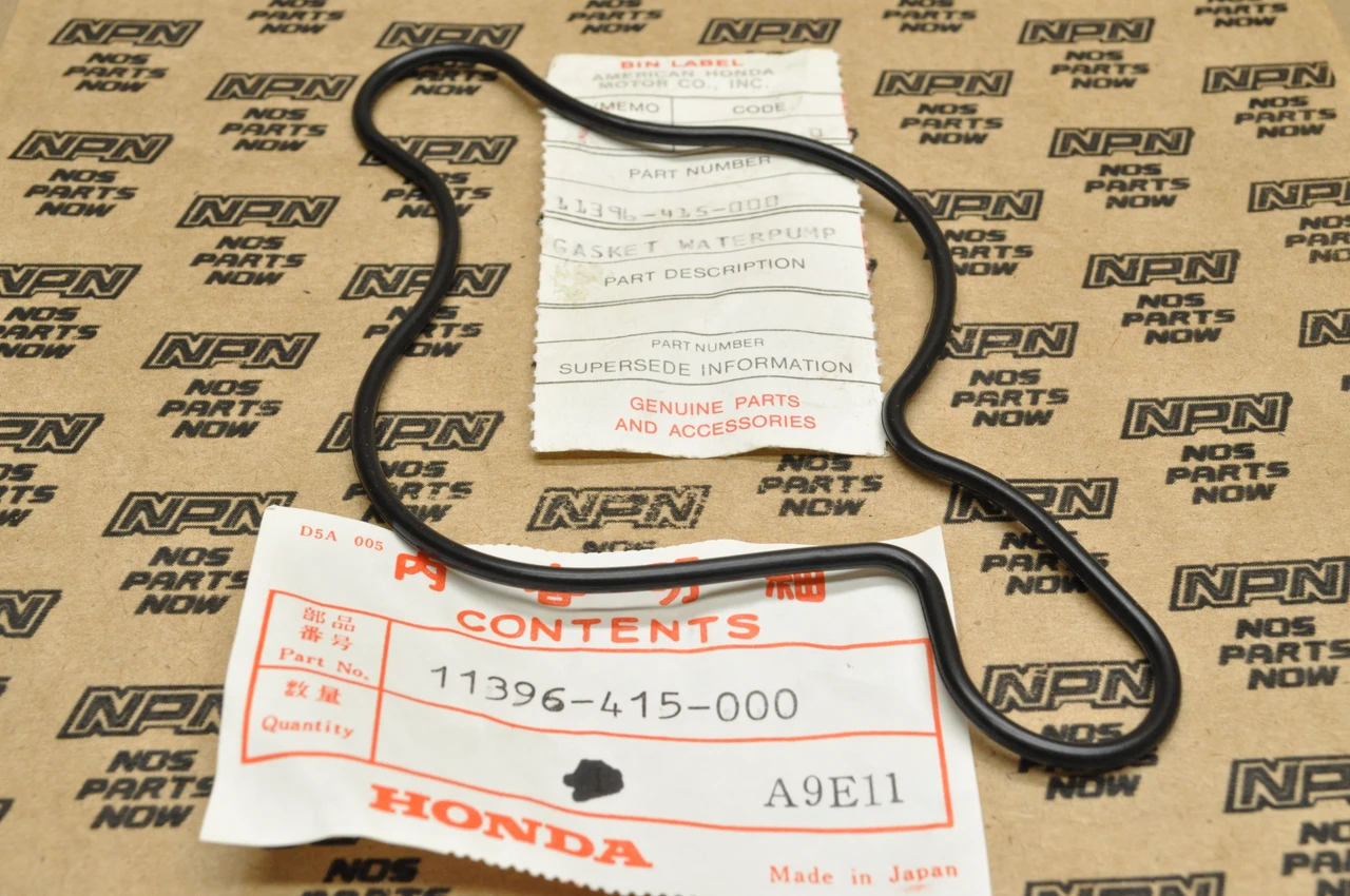 NOS Honda CX500 CX650 GL500 GL650 Water Pump Base Gasket 11396-415-000