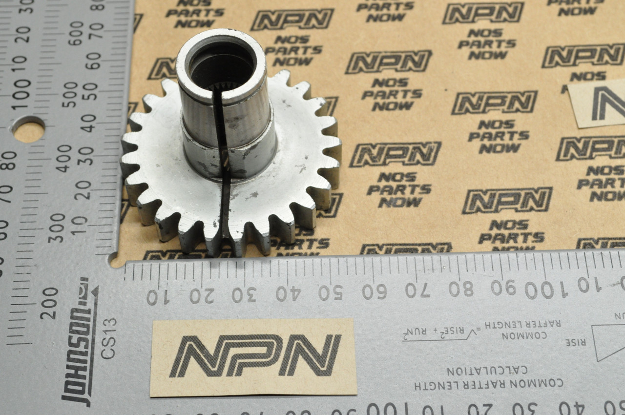 NOS Honda CB72 CB77 Kick Start Starter Pinion Gear 28211-268-010