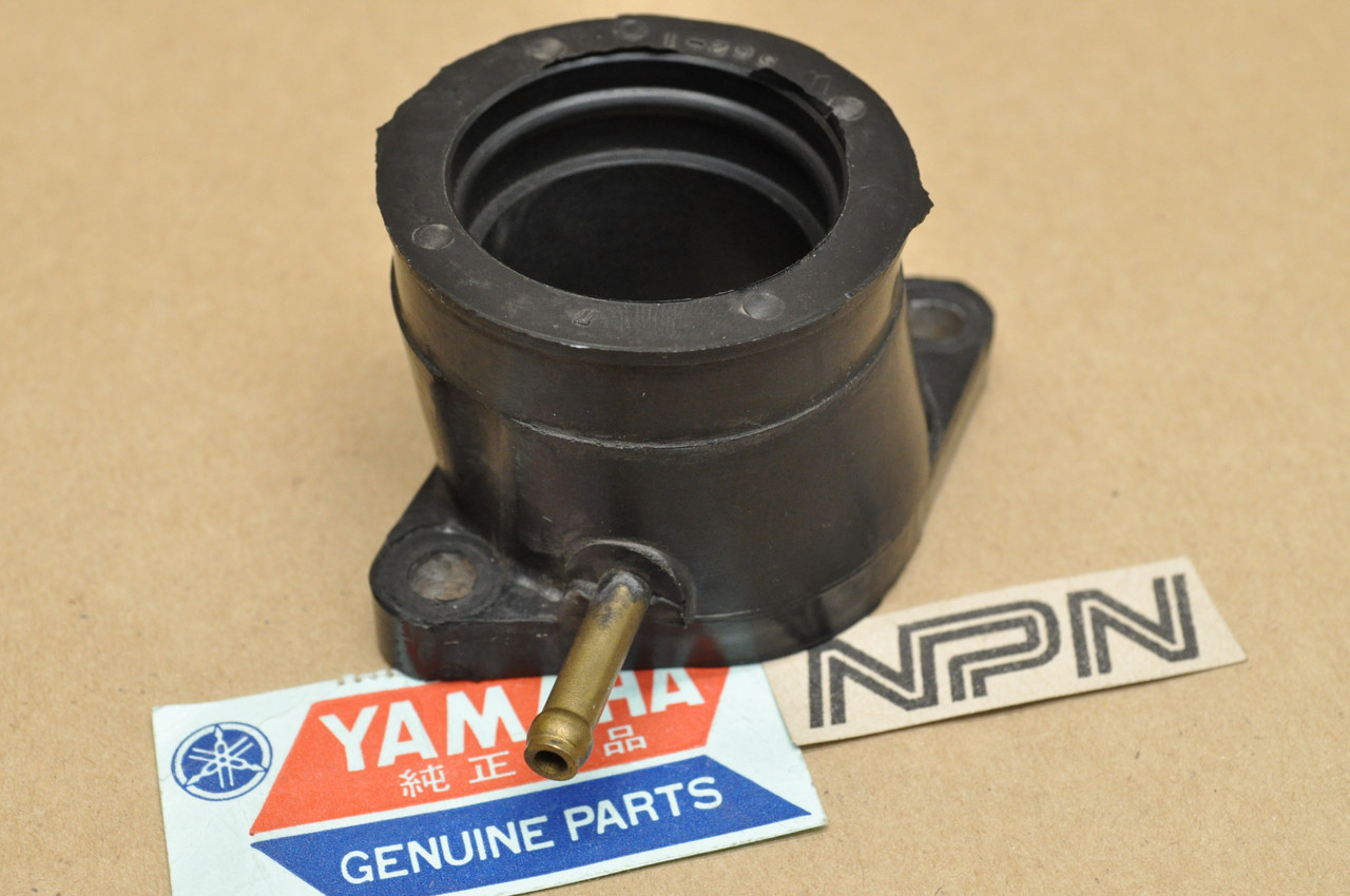 NOS Yamaha XJ650 XJ750 Intake Manifold Carburetor Boot Joint 5G2-13586-02