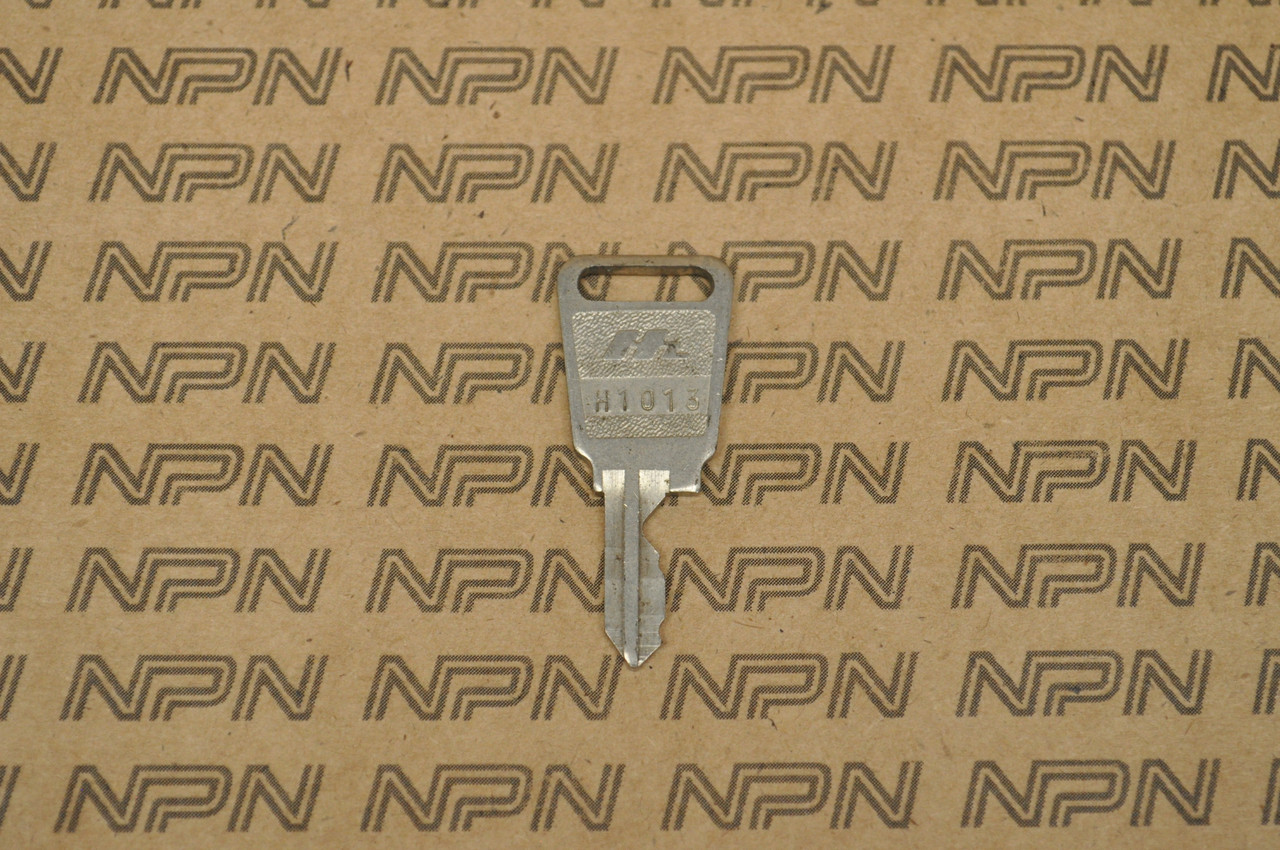 NOS Honda OEM Ignition Lock & Switch Key Double Groove H1013